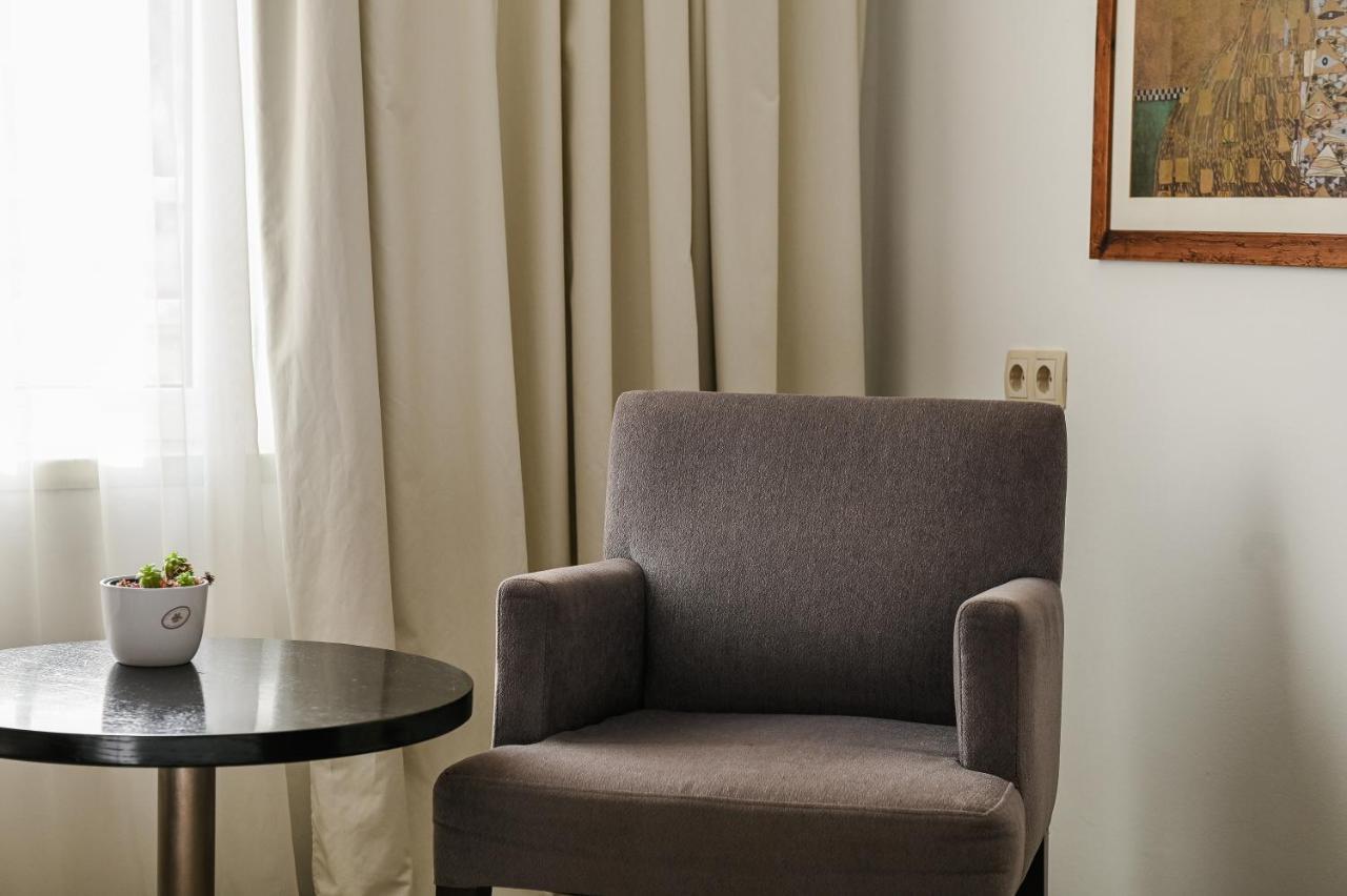 Hotel International Раб Екстер'єр фото