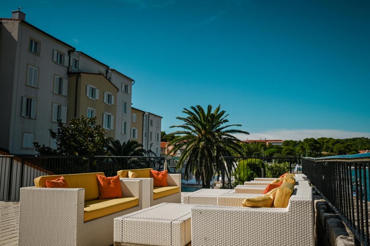 Hotel International Раб Екстер'єр фото