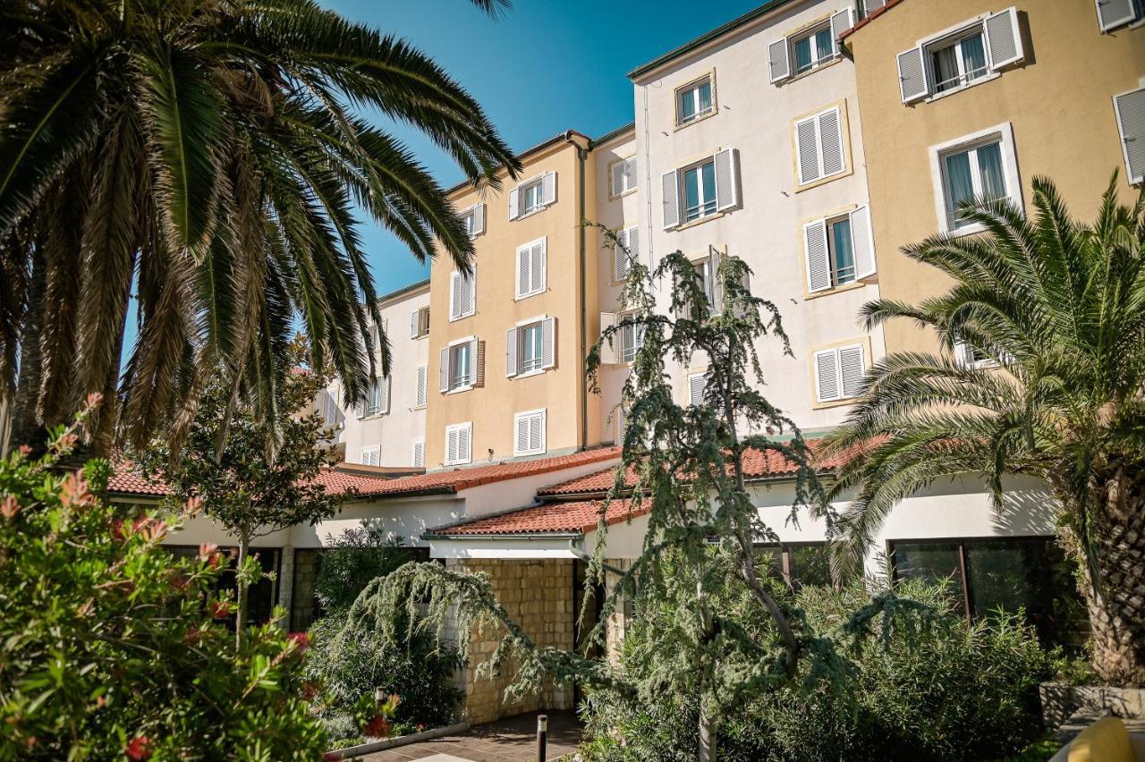 Hotel International Раб Екстер'єр фото