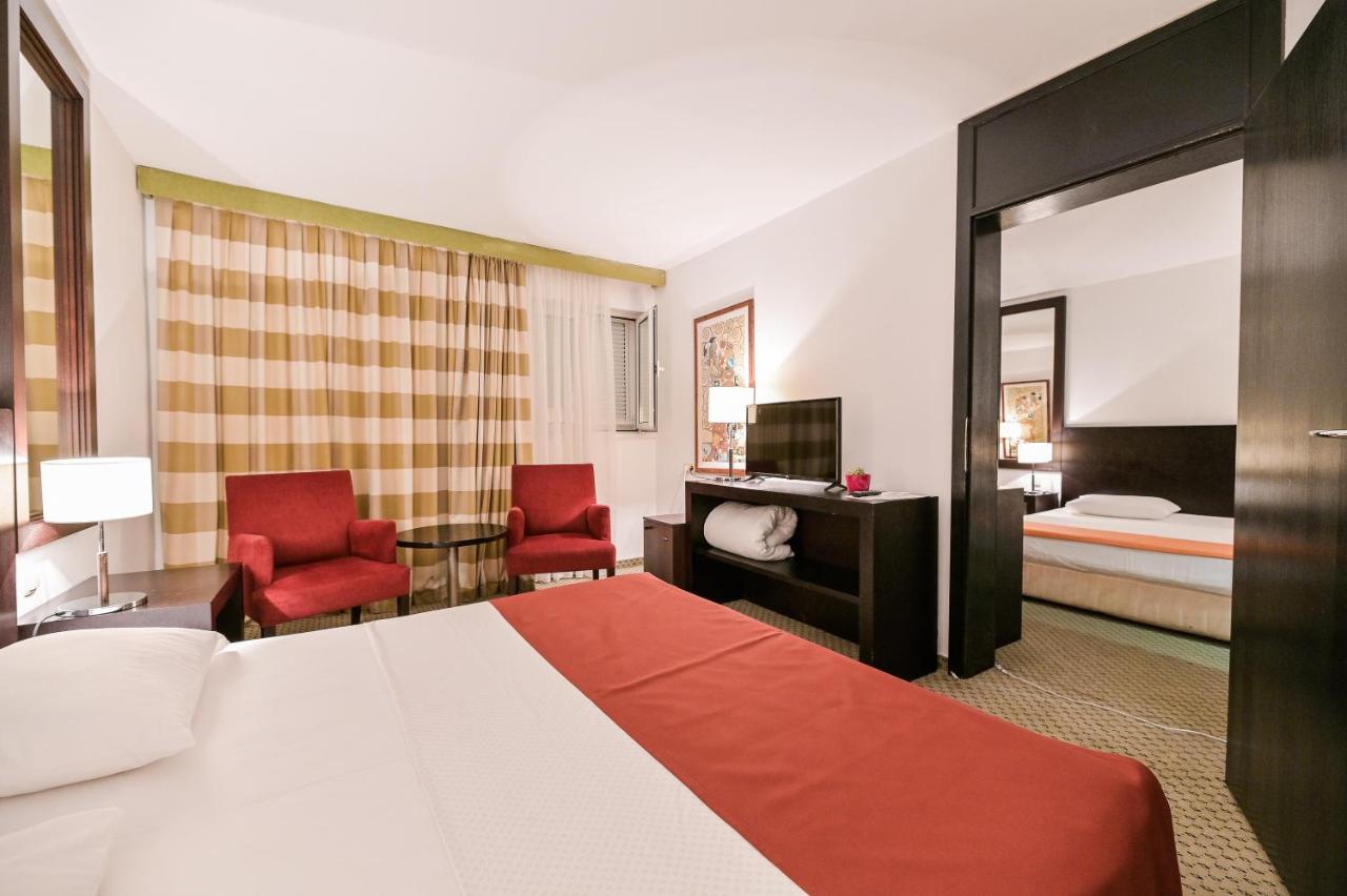 Hotel International Раб Екстер'єр фото