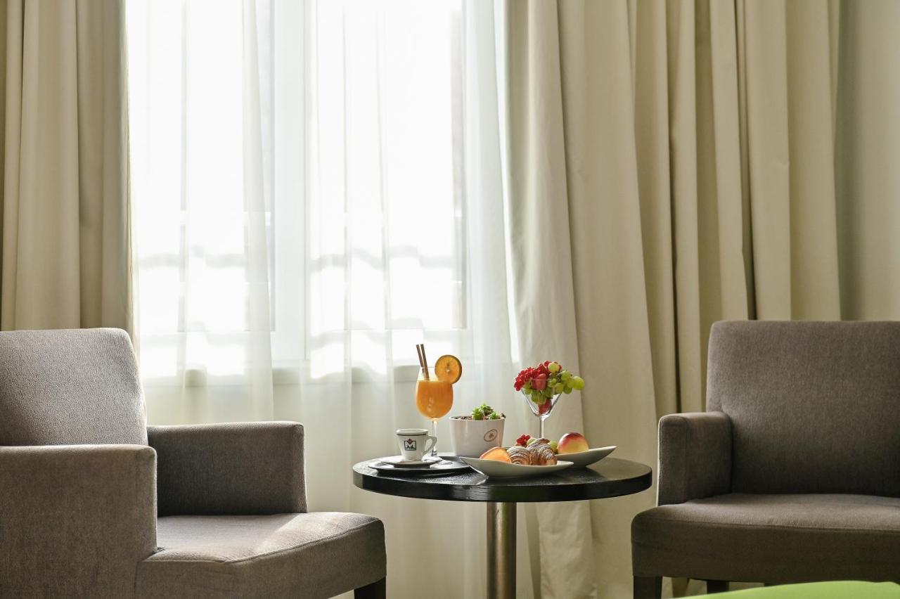Hotel International Раб Екстер'єр фото