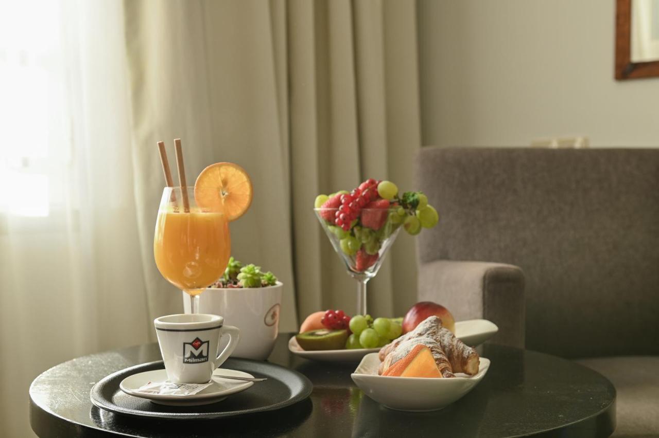 Hotel International Раб Екстер'єр фото