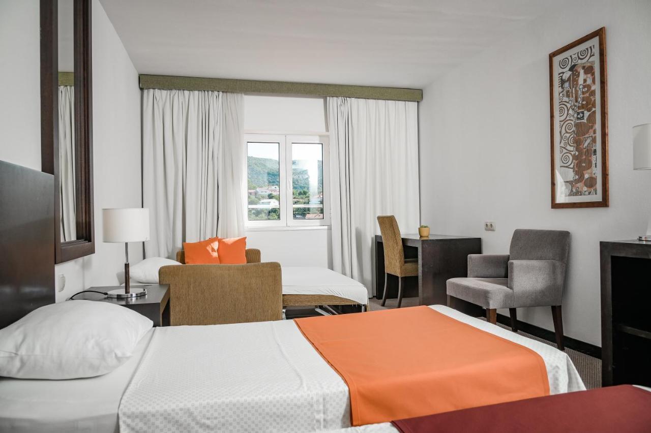 Hotel International Раб Екстер'єр фото